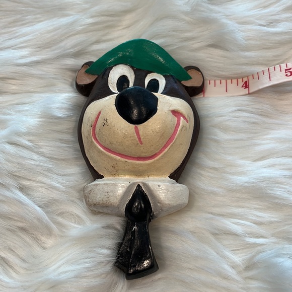 Vintage Yogi Bear Porcelain Figurine Decor - Picture 3 of 4